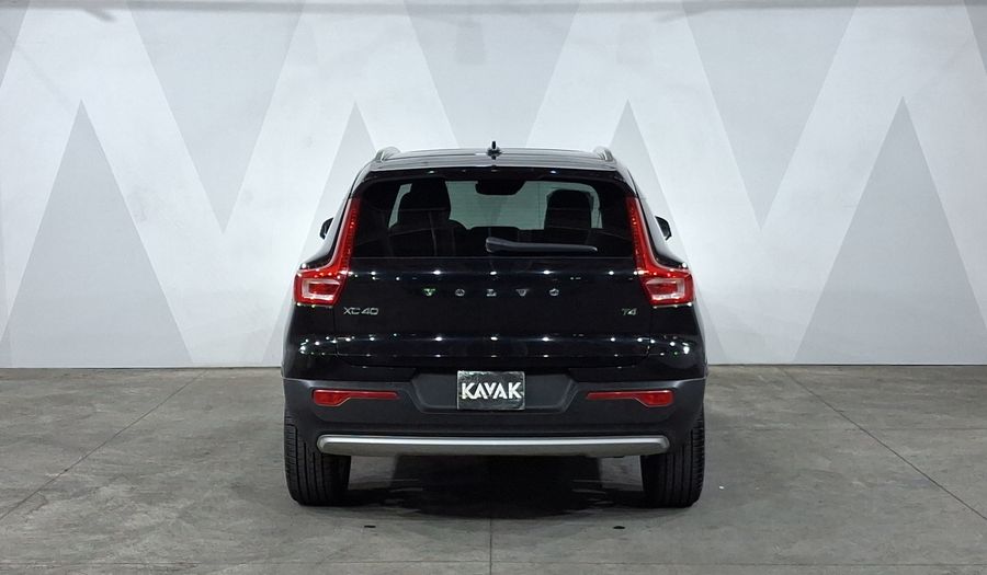 Volvo Xc40 2.0 T4 INSCRIPTION AUTO Suv 2022