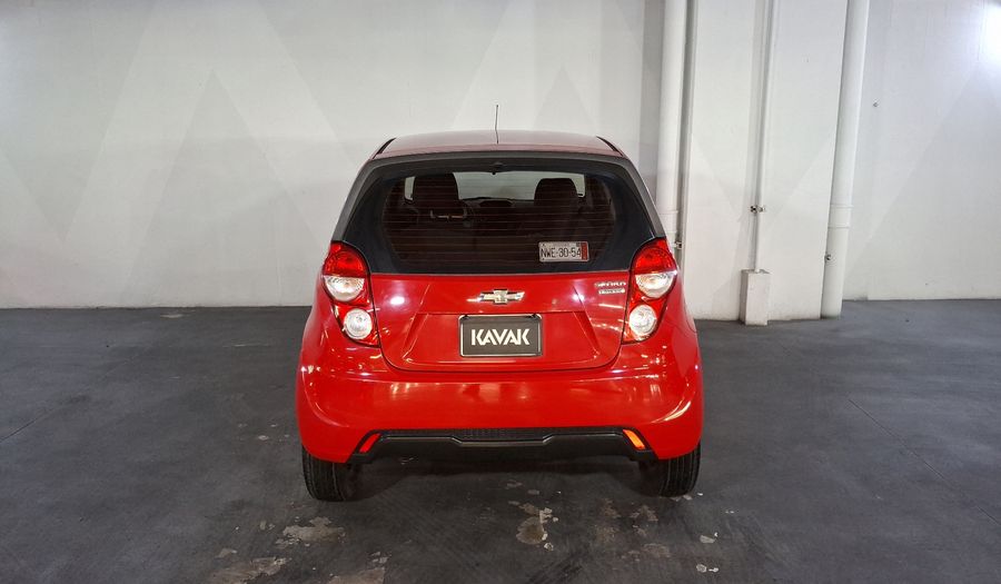 Chevrolet Spark Classic 1.2 LT B MT Hatchback 2016