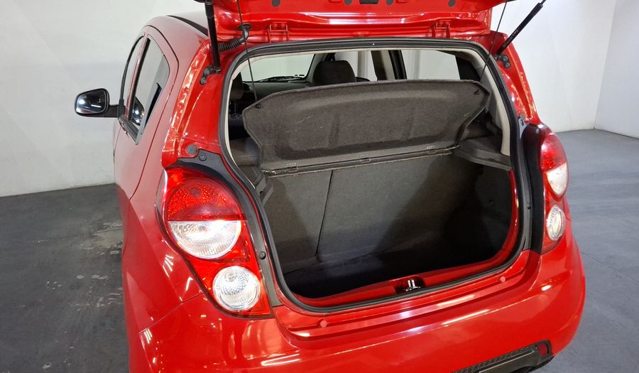 Chevrolet Spark Classic 1.2 LT B MT Hatchback 2016