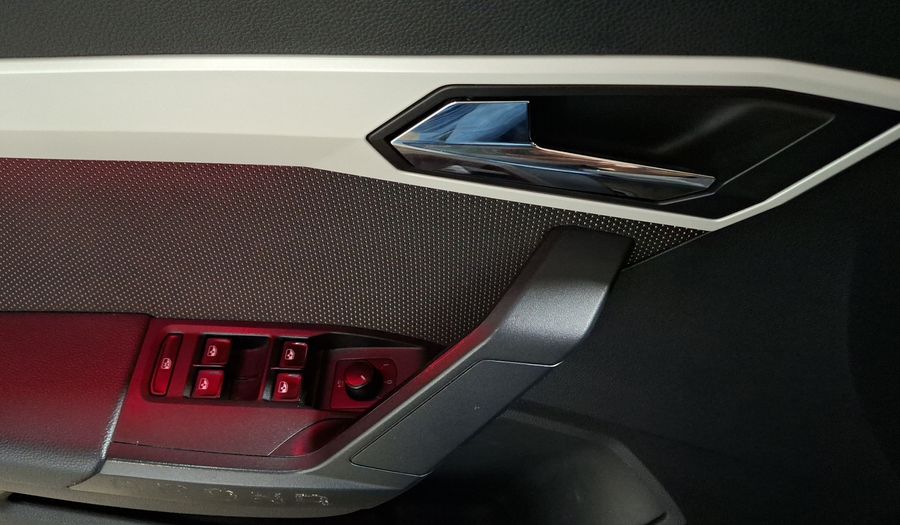 Seat Arona 1.6 XCELLENCE AUTO Suv 2021