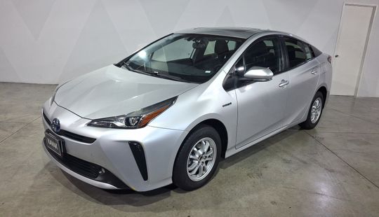 Toyota • Prius