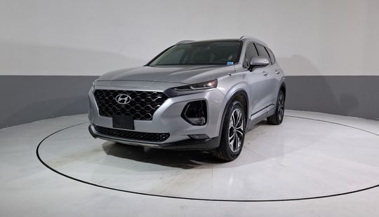 Hyundai • Santa Fe