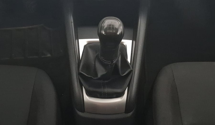 Nissan Versa 1.6 SENSE Sedan 2021
