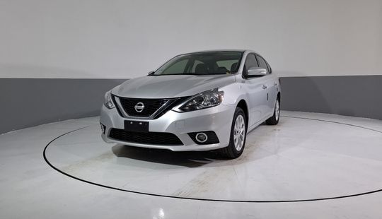 Nissan • Sentra