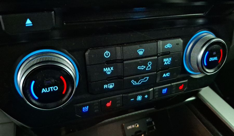 Ford F-150 5.0 LARIAT SPORT AUTO DOUBLE CAB 4WD Pickup 2016