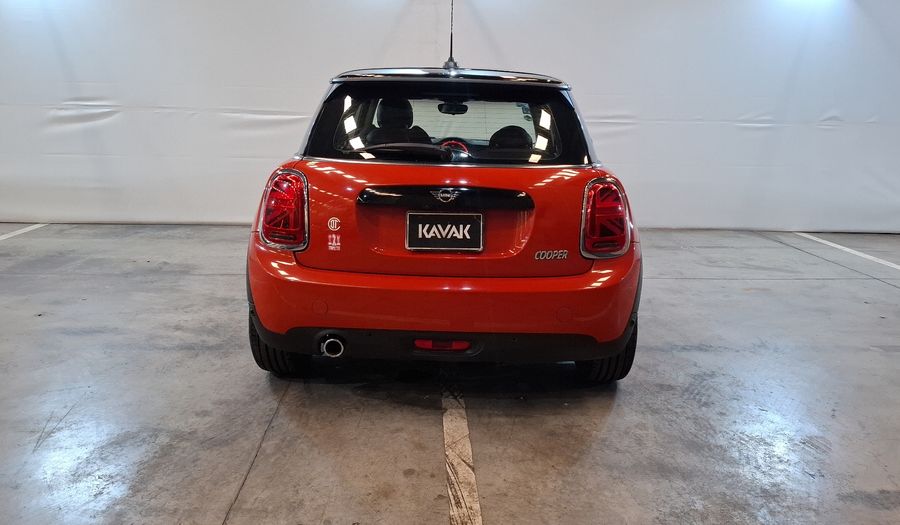 Mini Cooper 1.5 COOPER CHILI Hatchback 2021