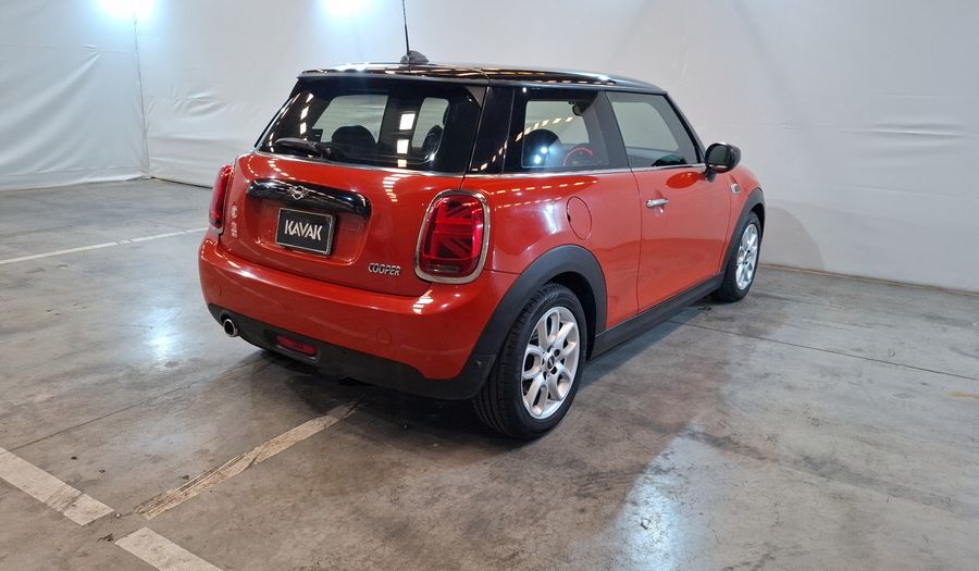 Mini Cooper 1.5 COOPER CHILI Hatchback 2021