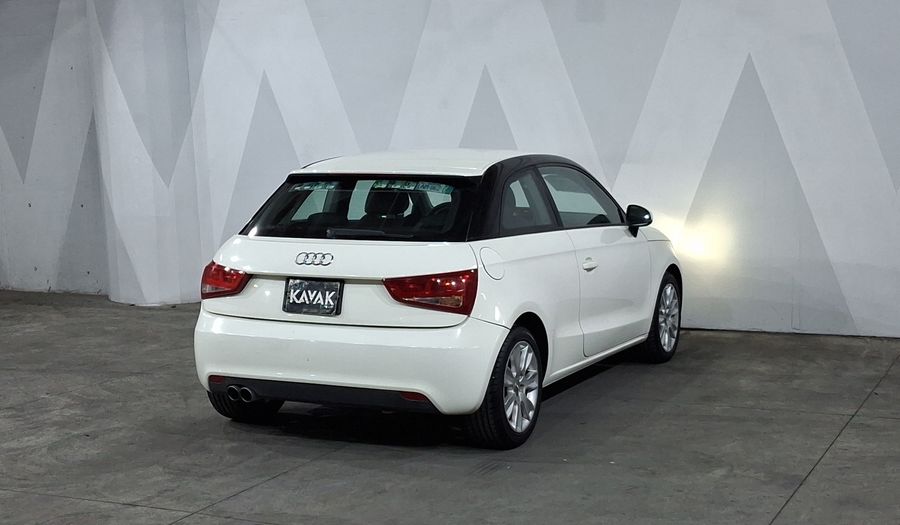 Audi A1 1.4 TFSI EGO MT Hatchback 2015