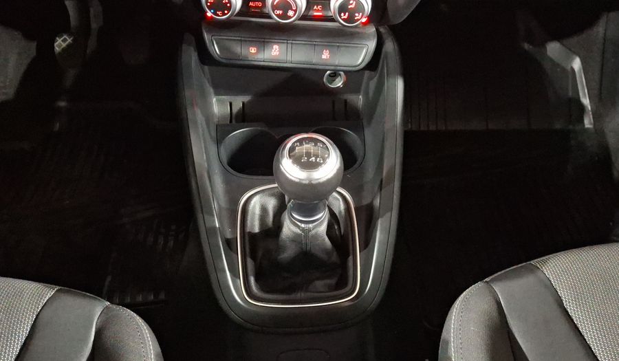 Audi A1 1.4 TFSI EGO MT Hatchback 2015