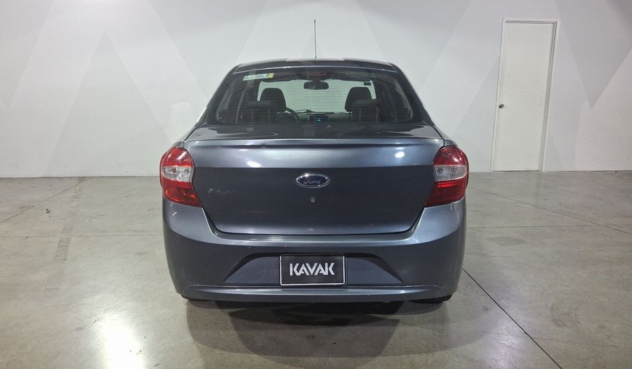 Ford Figo 1.5 FIGO TITANIUM AT Sedan 2017