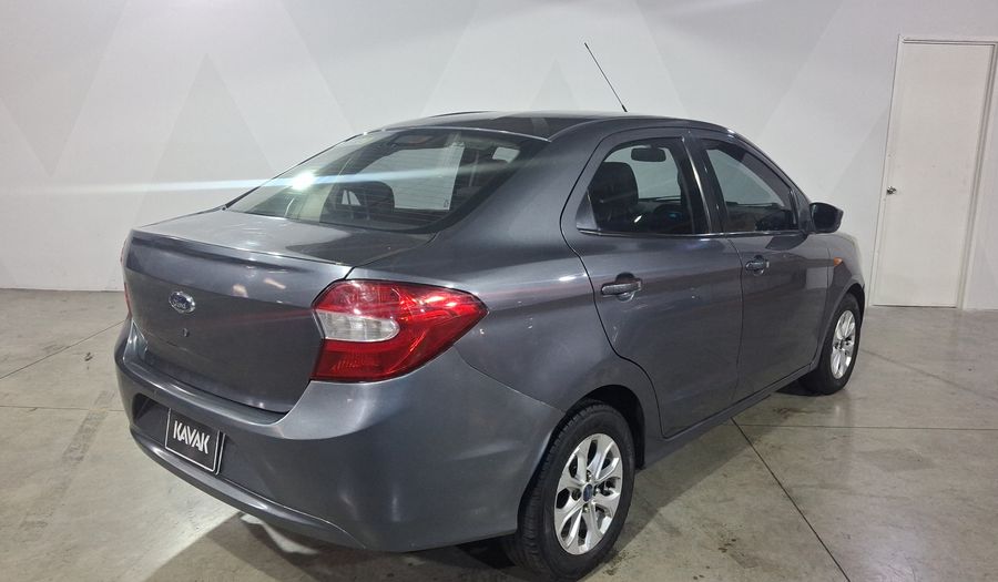 Ford Figo 1.5 FIGO TITANIUM AT Sedan 2017