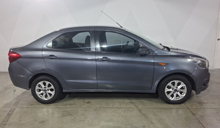 Ford Figo 1.5 FIGO TITANIUM AT Sedan 2017