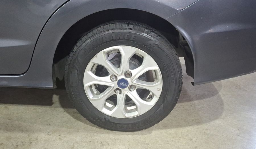 Ford Figo 1.5 FIGO TITANIUM AT Sedan 2017