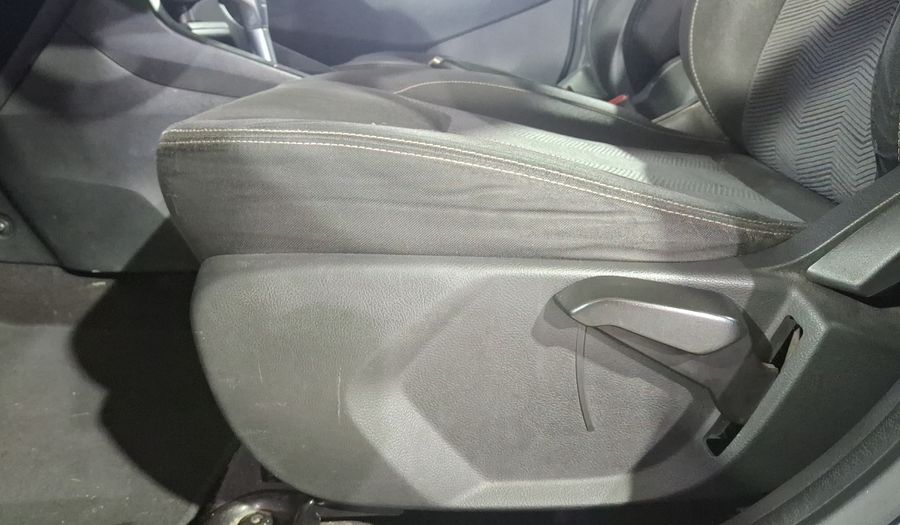 Ford Figo 1.5 FIGO TITANIUM AT Sedan 2017