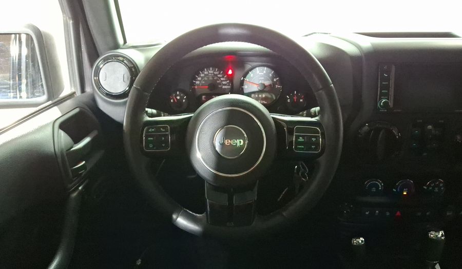 Jeep Wrangler 3.6 UNLIMITED SAHARA BACKCOUNTRY 4X4 ATX Suv 2016
