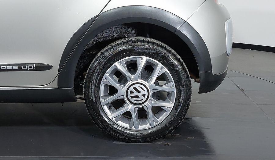 Volkswagen Up 1.0 12V E-FLEX CROSS UP! I-MOTION Hatchback 2015