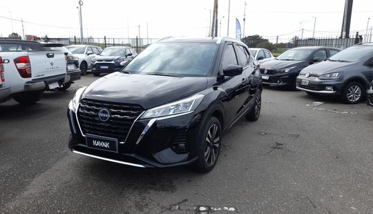 Nissan • Kicks Play
