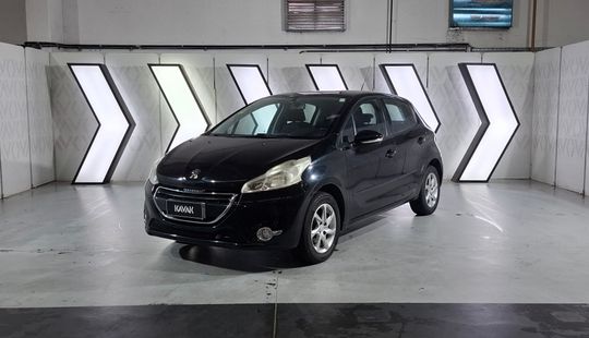 Peugeot • 208