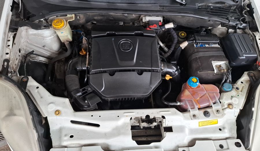 Fiat Palio 1.6 16V ESSENCE Hatchback 2012