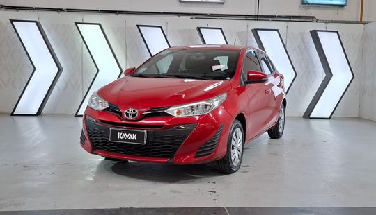 Toyota • Yaris