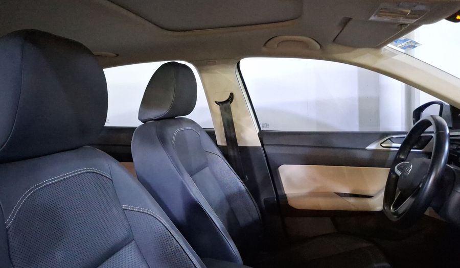 Volkswagen Virtus 1.0 HIGHLINE AUTO Sedan 2023