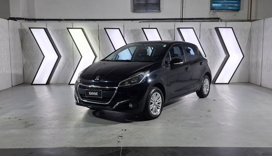 Peugeot • 208