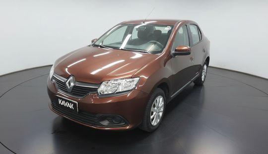 Renault • Logan