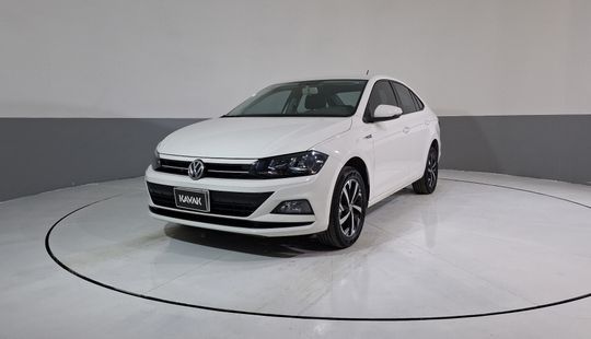 2022 • 38,208 km • Automático