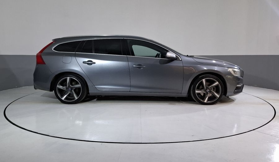 Volvo V60 2.0 R-DESIGN T4 Wagon 2016