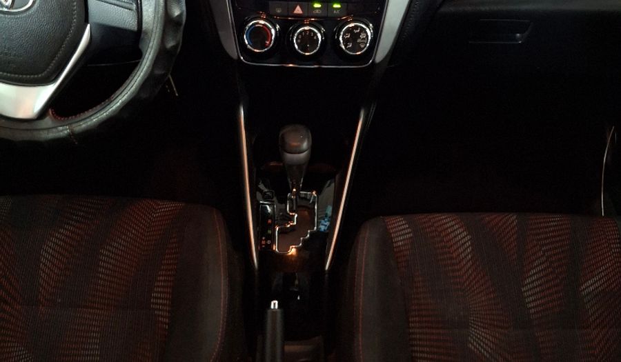 Toyota Yaris 1.5 S AUTO Hatchback 2020