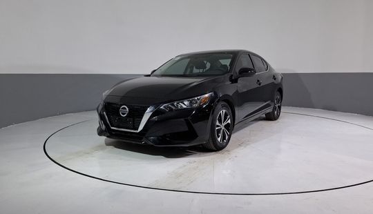 Nissan • Sentra