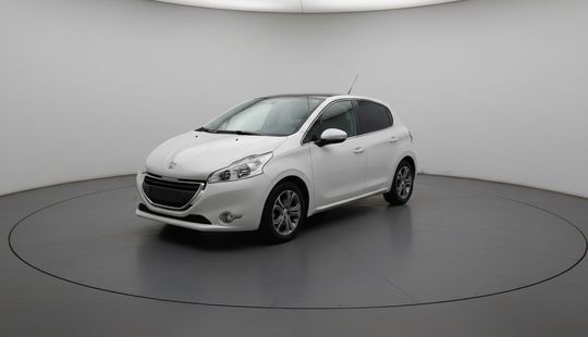 Peugeot • 208