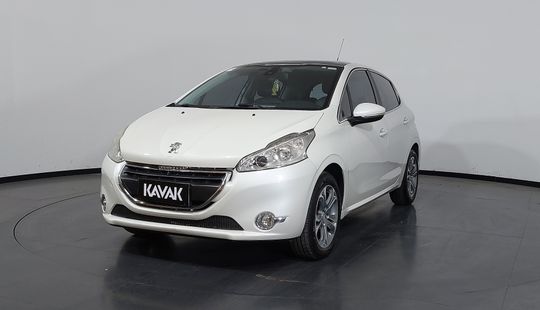 Peugeot • 208