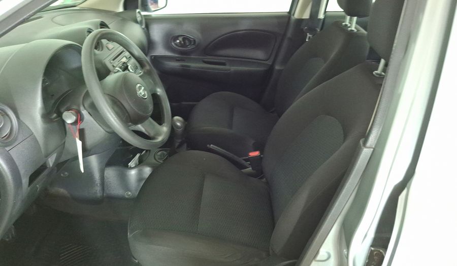 Nissan March 1.6 ACTIVE Hatchback 2015