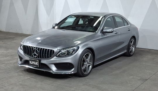 Mercedes Benz • Clase C