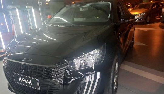 Peugeot • 208