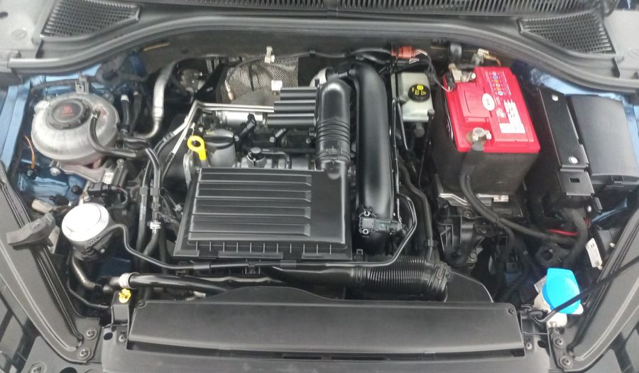 Volkswagen Jetta 1.4 COMFORTLINE AUTO Sedan 2020