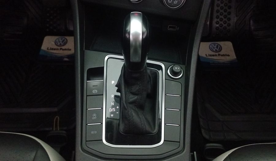 Volkswagen Jetta 1.4 COMFORTLINE AUTO Sedan 2020