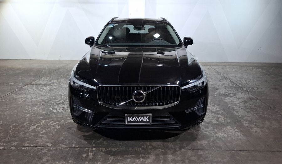 Volvo Xc60 2.0 B5 MHEV MOMENTUM AUTO AWD Suv 2022