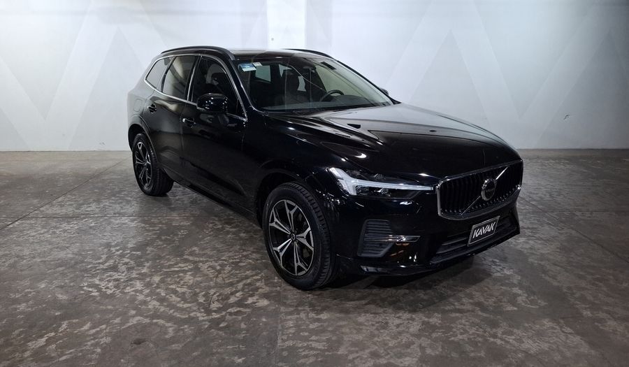 Volvo Xc60 2.0 B5 MHEV MOMENTUM AUTO AWD Suv 2022