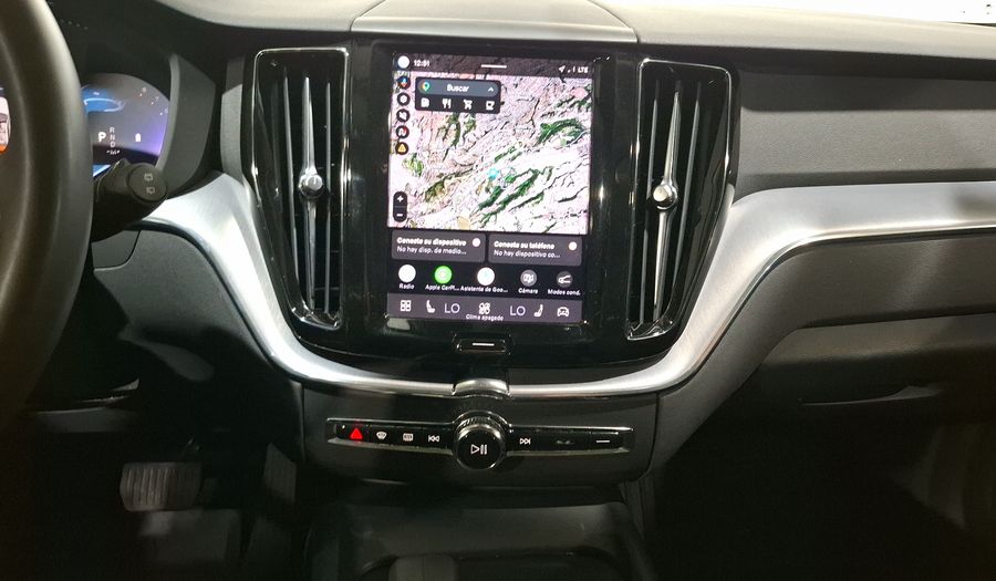 Volvo Xc60 2.0 B5 MHEV MOMENTUM AUTO AWD Suv 2022