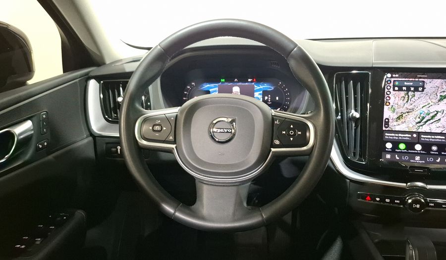 Volvo Xc60 2.0 B5 MHEV MOMENTUM AUTO AWD Suv 2022