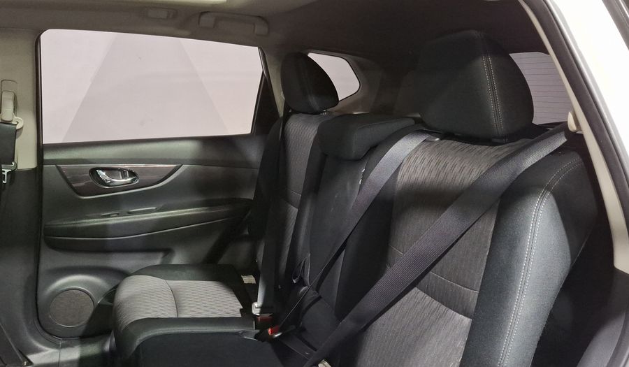 Nissan X-trail 2.5 ADVANCE 3 ROW CVT Suv 2022