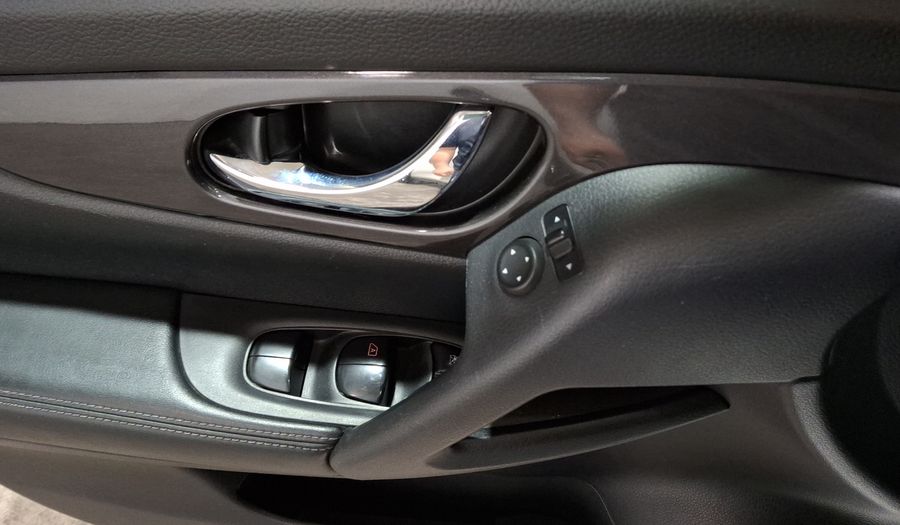 Nissan X-trail 2.5 ADVANCE 3 ROW CVT Suv 2022