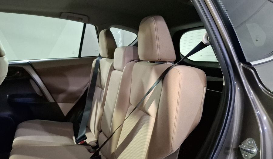 Toyota Rav4 2.5 XLE AT Suv 2013