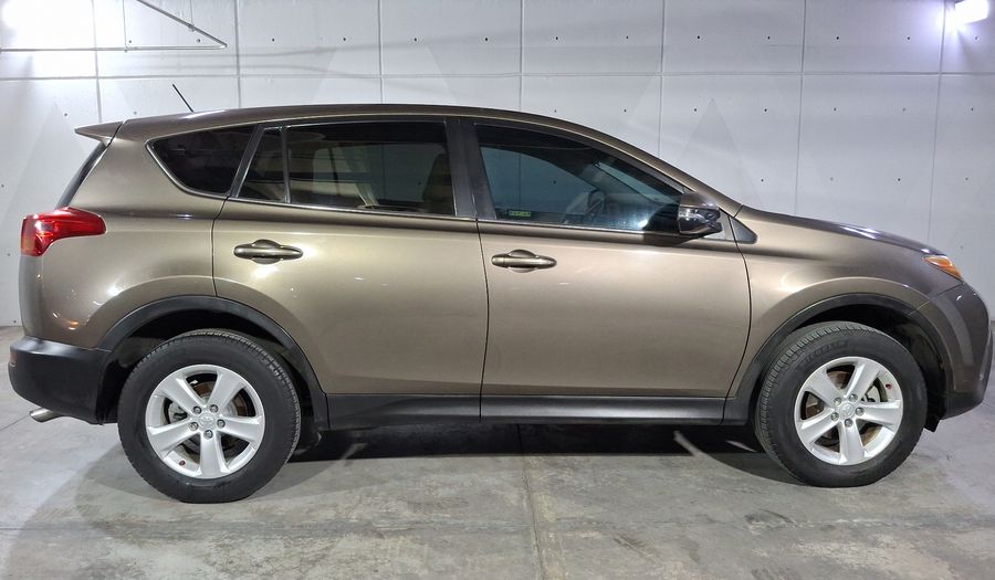 Toyota Rav4 2.5 XLE AT Suv 2013