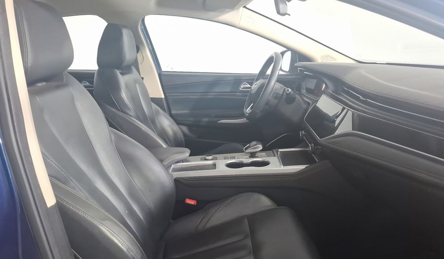 Omoda O5 1.5 LIFE CVT Sedan 2024
