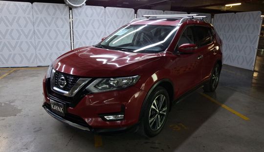 Nissan • X-Trail