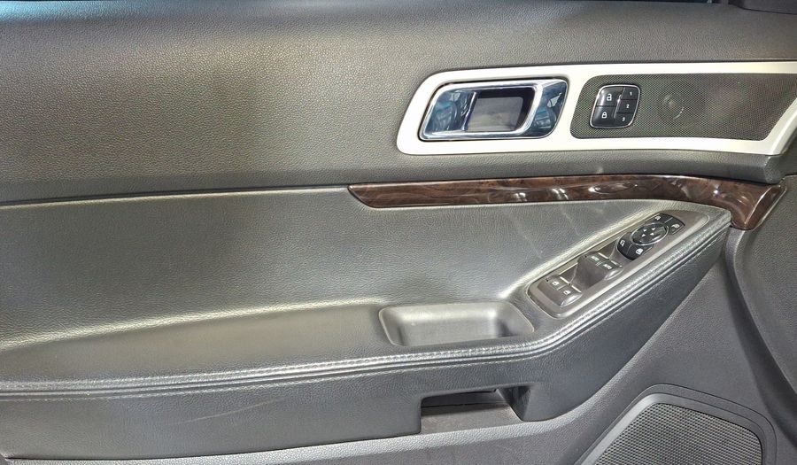 Ford Explorer 3.5 LIMITED V6 4X2 AT Suv 2015