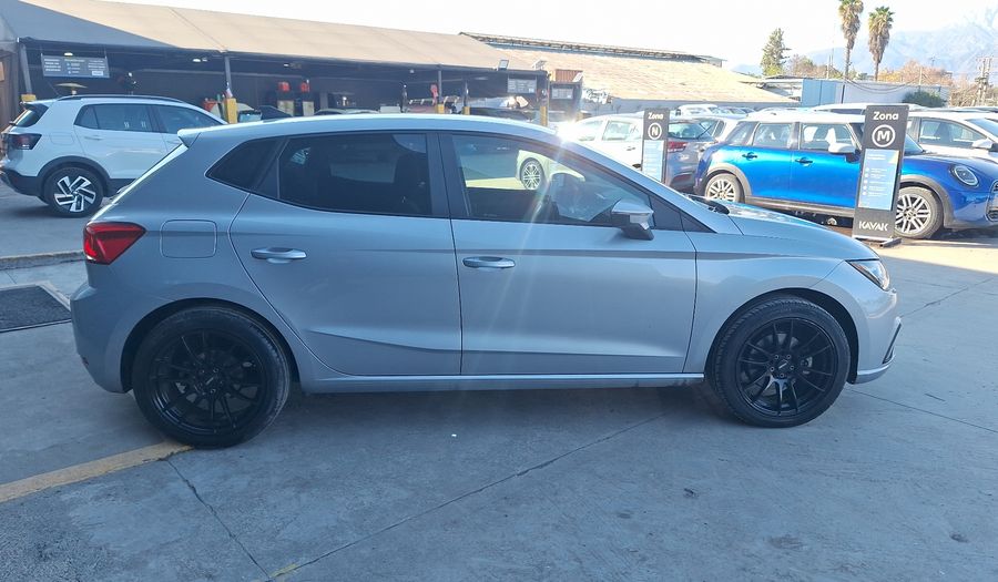 Seat Ibiza 1.6 110 HP AUTO STYLE Hatchback 2022
